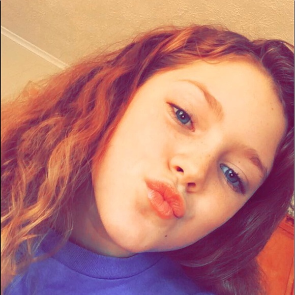 Meet your Posher, Julia - Picture 1 of 1